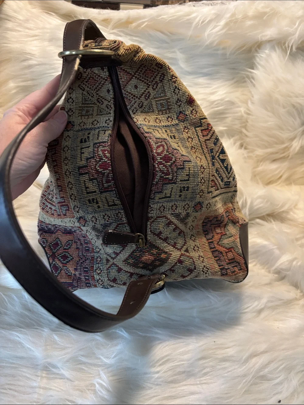 Relic Tapestry-Style sling bag